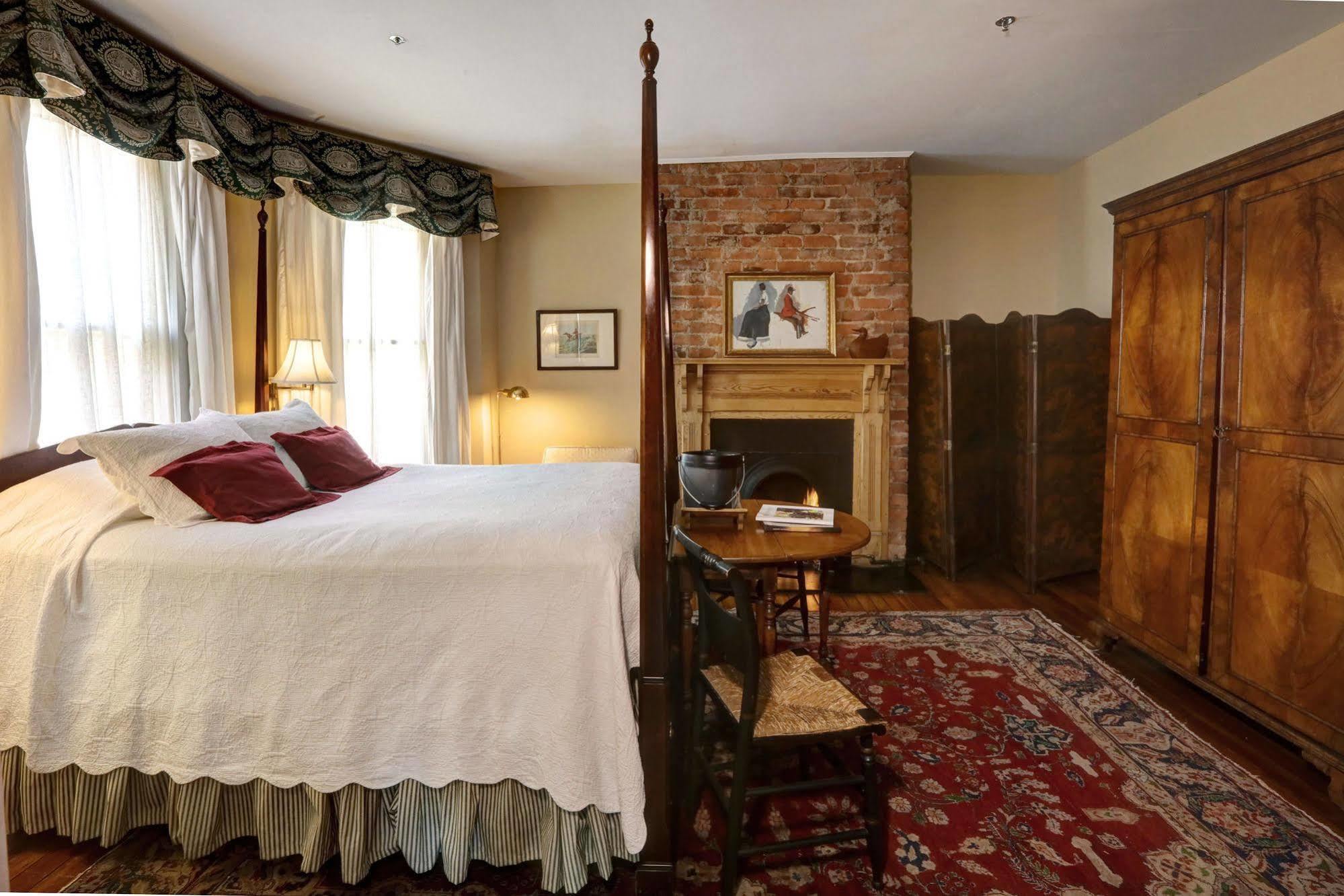 200 South Street Inn Charlottesville Exterior foto