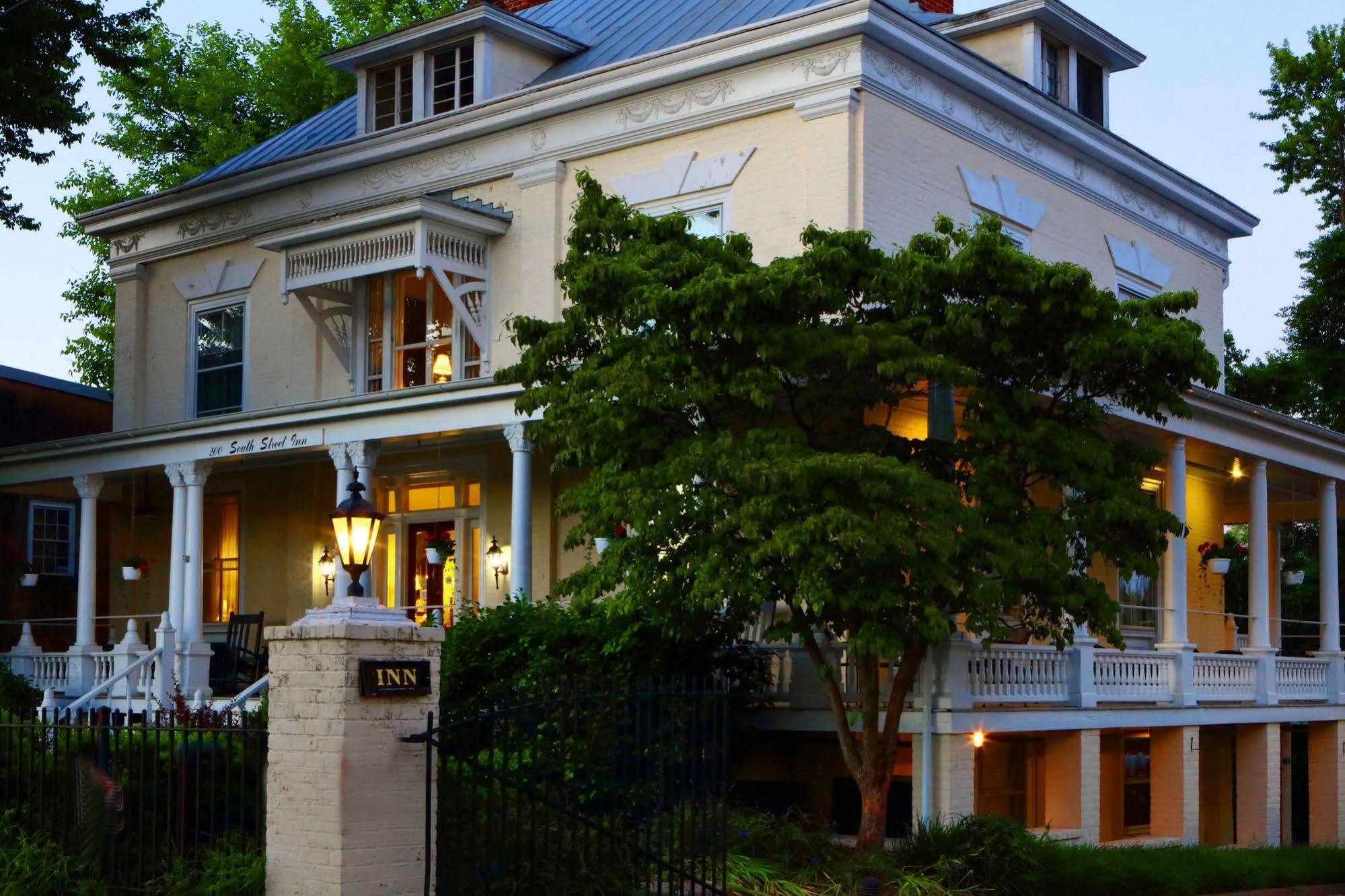 200 South Street Inn Charlottesville Exterior foto